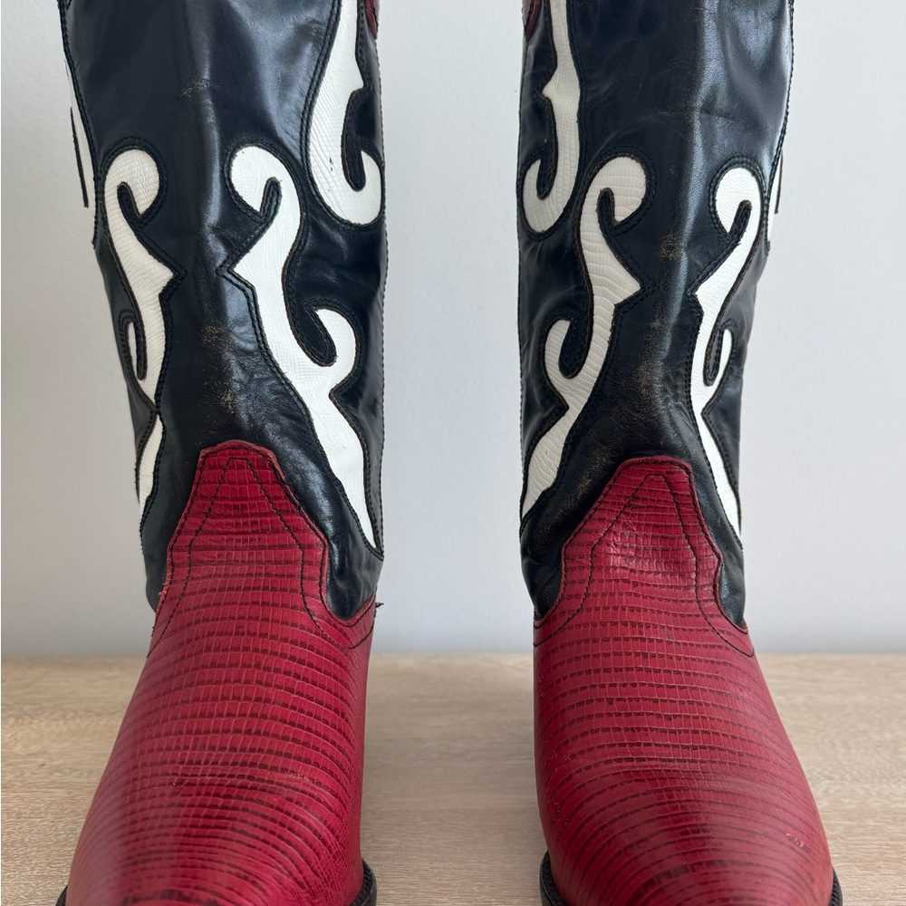 Nine West Red and Black Western Cowboy Boots Size 9.5